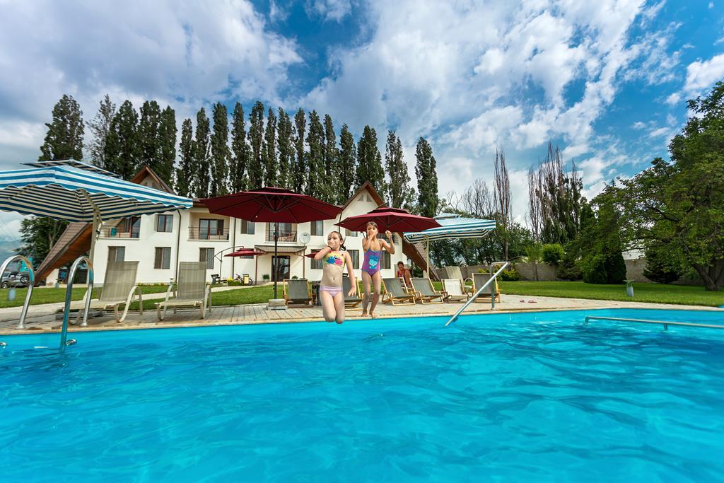 Dolinnka Hotel Cholpon-Ata Kültér fotó